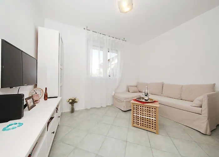 Apartman Zara * זאדאר
