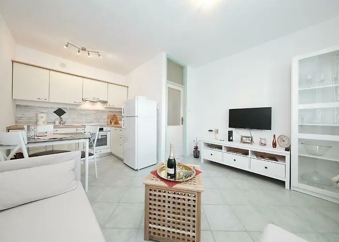 Apartman Zara *